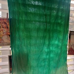 Obre Green Infinity Shawl/Scarf